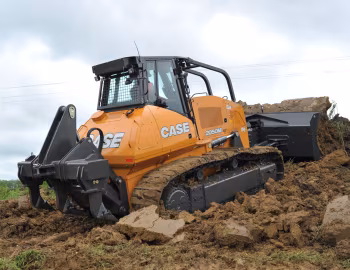 Case 2050M XLT '2013–pr.