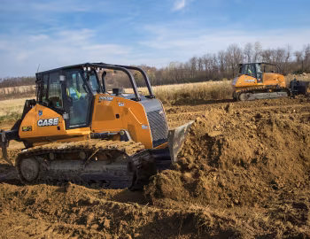 Case 2050M XLT '2013–pr.
