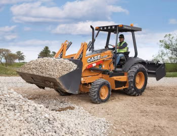 Case 570N XT '2013–pr.