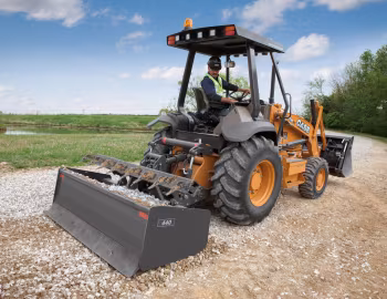 Case 570N XT '2013–pr.