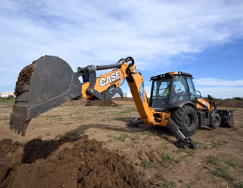 Case 580EV '2024–pr.
