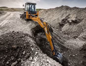 Case 580SV '2023–pr.