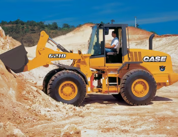 Case 621D '2001–н.ч.