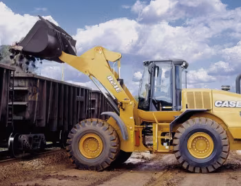 Case 821E '2007–11