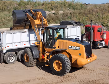 Case 821F '2011–16