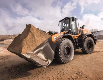 Case 921G '2016–pr.