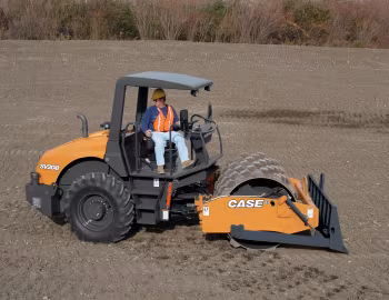 Case SV208 '2007–pr.