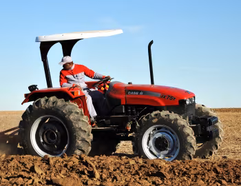 Case IH JX75T '2014–pr.