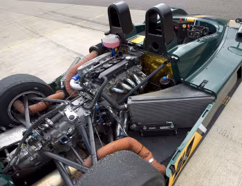 Bajo el capó Caterham-Lola SP/300.R '2011–13