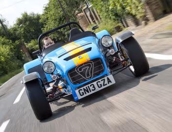 Caterham Seven 620 R [UK-spec] '2013–pr.