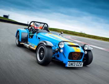Caterham Seven 620 R [UK-spec] '2013–pr.