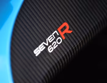 Caterham Seven 620 R [UK-spec] '2013–pr.