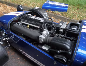 Under The Hood Caterham Seven Superlight R300 '2008–pr.