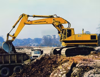 Caterpillar 235 '1973–86