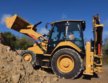 Cat 422F2 [Worldwide] '2015–至今