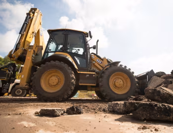 Cat 444 '05.2020–pr.