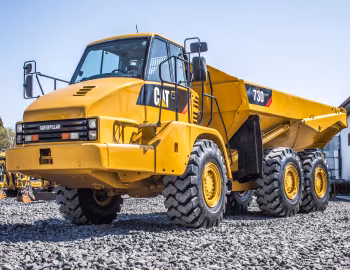 Caterpillar 730 '2001–14