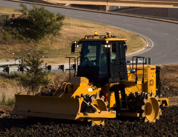 Cat 815K [Worldwide] '2016–21