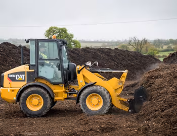 Caterpillar 908M '2015–pr.