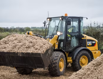 Cat 906M '2015–pr.