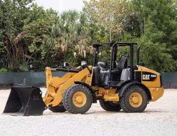 Cat 906M '2015–pr.