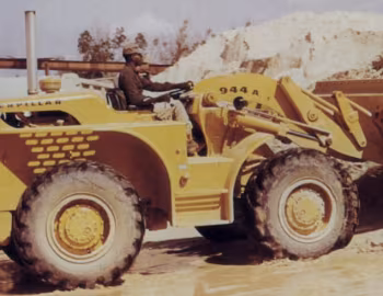 Caterpillar 944A '12.1959–????