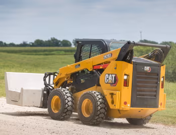 Cat 262D3 [Worldwide] '08.2019–pr.