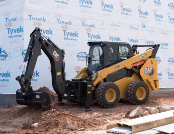 Cat 262D3 [Worldwide] '08.2019–pr.
