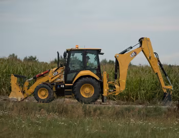 Cat 432 [Worldwide] '05.2020–pr.