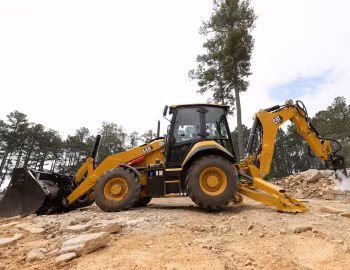 Cat 440 '2025–pr.