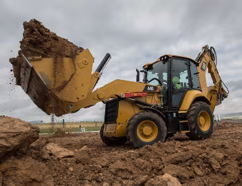 Cat 440 [North America] '11.2018–pr.