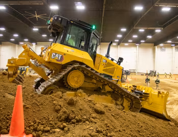 Cat D5 LGP [Worldwide] '11.2019–pr.