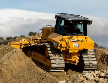 Cat D5 LGP [Worldwide] '11.2019–pr.