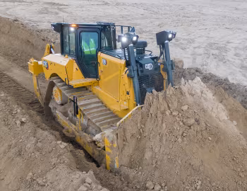 Cat D8 '2022–н.ч.