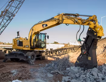 Cat M320F '2014–pr.