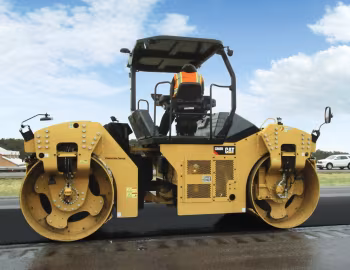 Caterpillar CB68B [North America] '11.2015–????