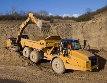 Caterpillar 336E L H, Caterpillar 740C EJ