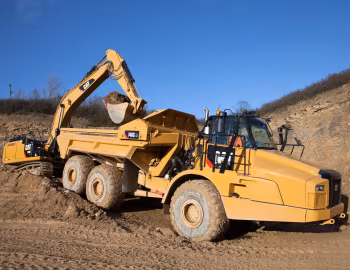 Caterpillar 336E L H, Caterpillar 740C EJ