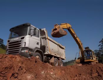 Scania G420 6×4 rigid Short cab with tipper body, Caterpillar 320B