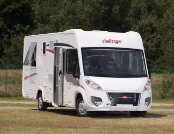 2013 Challenger Sirius 3018 '2012–13