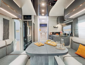 Interior 2021–pr. Challenger 337GA Graphite premium '2020–pr.