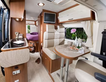 Interior 2013–14 Challenger Vany 08 '2012–14