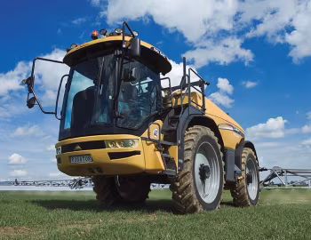 Challenger RoGator RG645 '2010–11