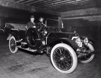 1913 Chalmers Model 18 Touring