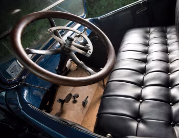 内饰 1917 Chalmers Six-30 Roadster