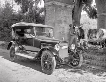 1917 Chalmers Six-30 Touring