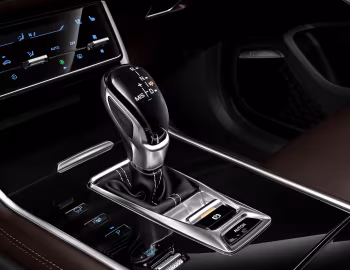 Интерьер Changan CS75 '2018–21