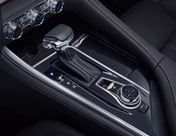 Интерьер Changan CS95 '2019–23