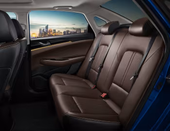 Интерьер Changan Eado DT '2018–22