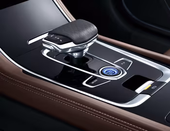 Интерьер Changan Eado EV460 '2018–н.в.